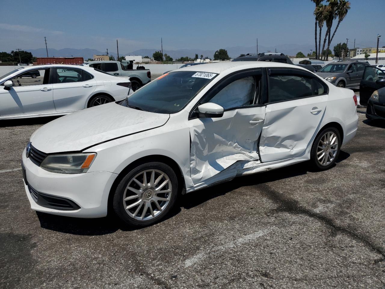 VOLKSWAGEN JETTA BASE