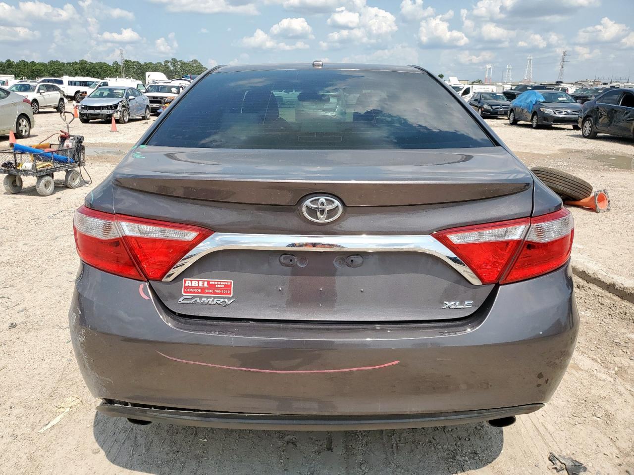 TOYOTA CAMRY XSE