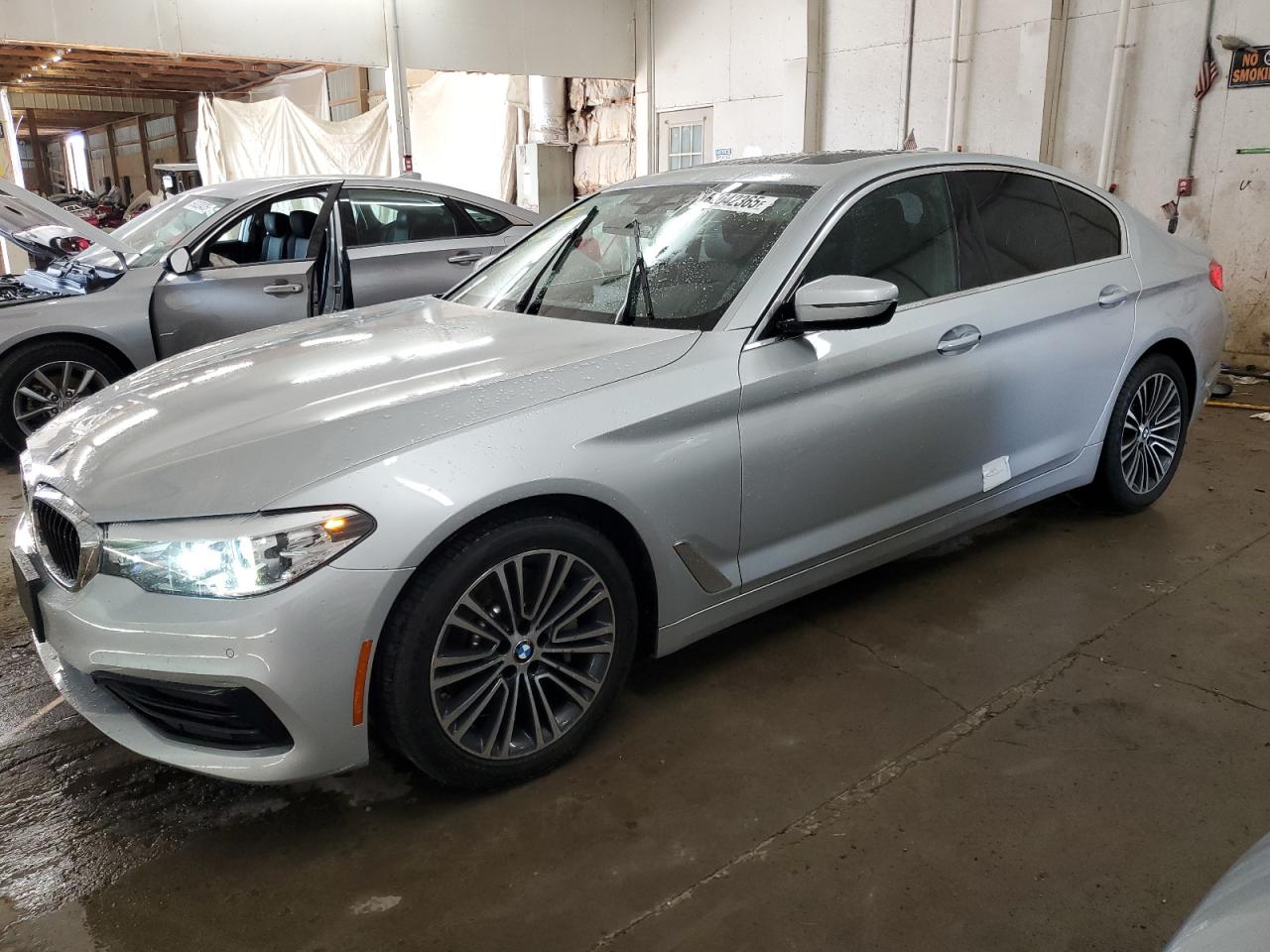 BMW 5 SERIES I