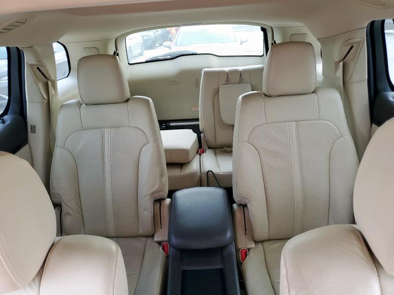 2019 LINCOLN MKT 2LMHJ5AT7KBL00822