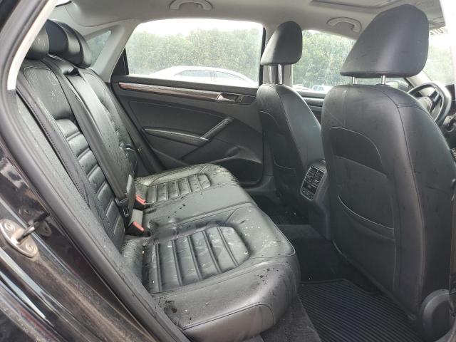 2017 VOLKSWAGEN PASSAT SEL 1VWCT7A31HC021758