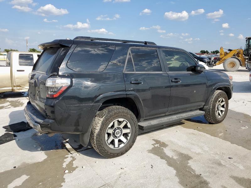 2020 TOYOTA 4RUNNER SR JTEBU5JR8L5817226