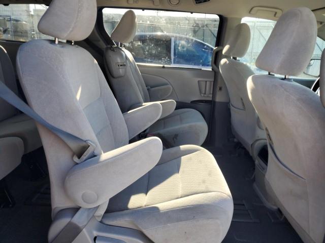 2016 TOYOTA SIENNA LE 5TDKK3DC3GS751271