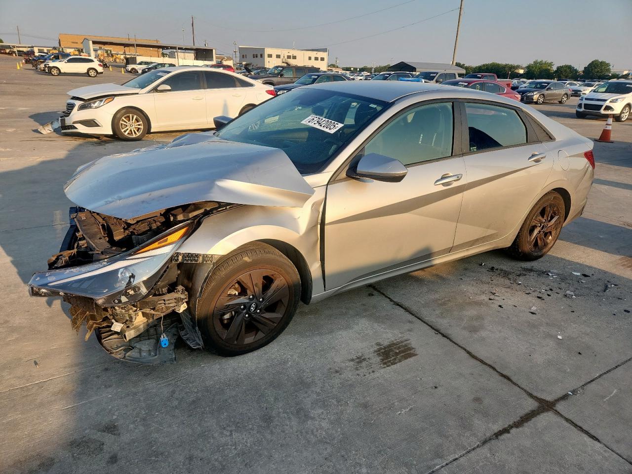 HYUNDAI ELANTRA SEL