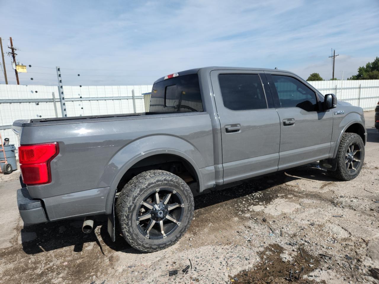 FORD F-150 SUPERCREW