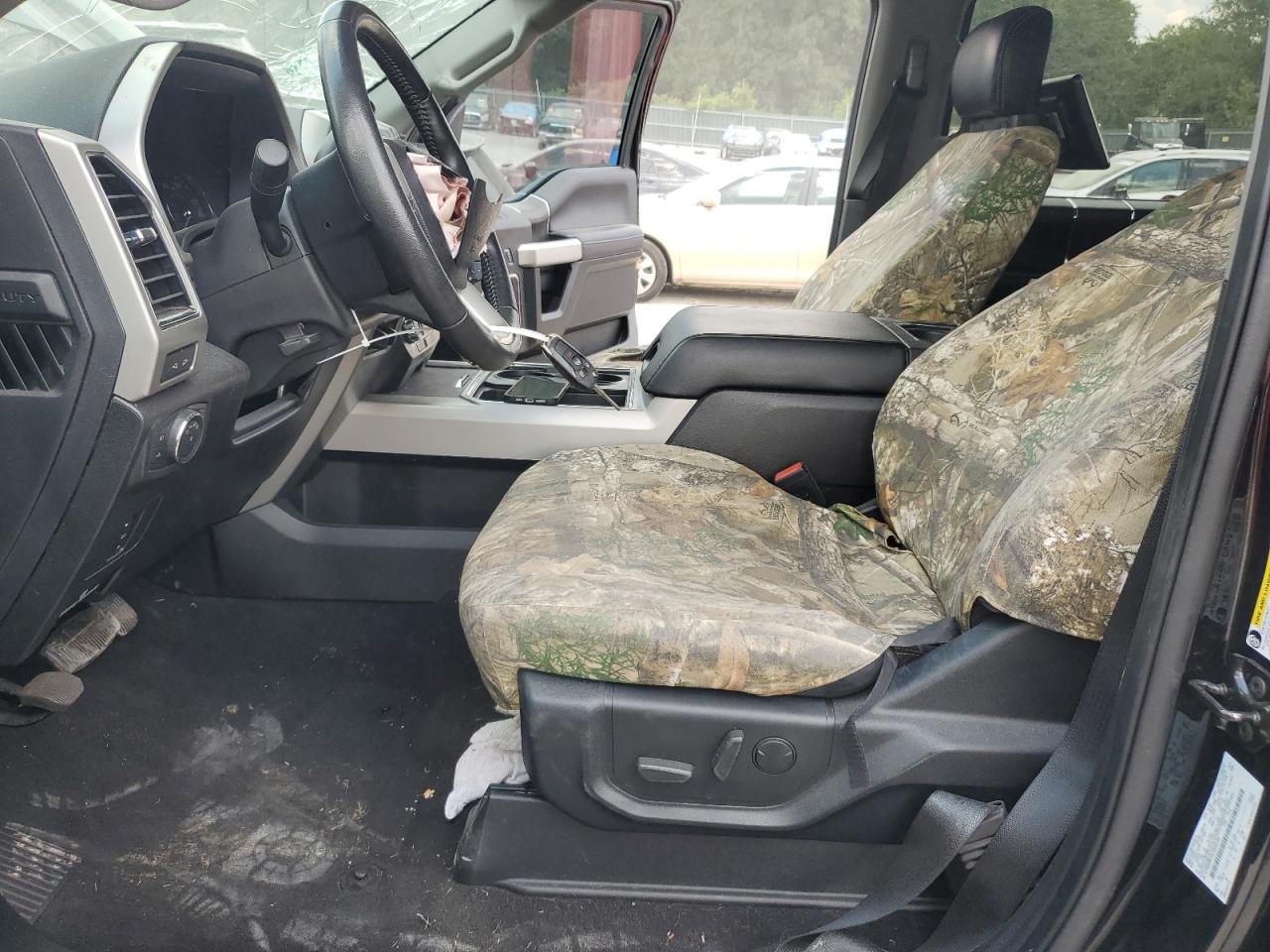 FORD F-250 SUPER DUTY