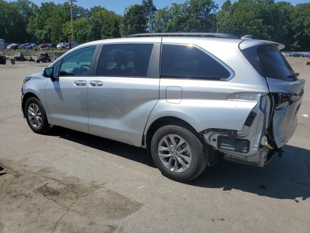 2025 TOYOTA SIENNA XLE 5TDJRKEC7SS244530