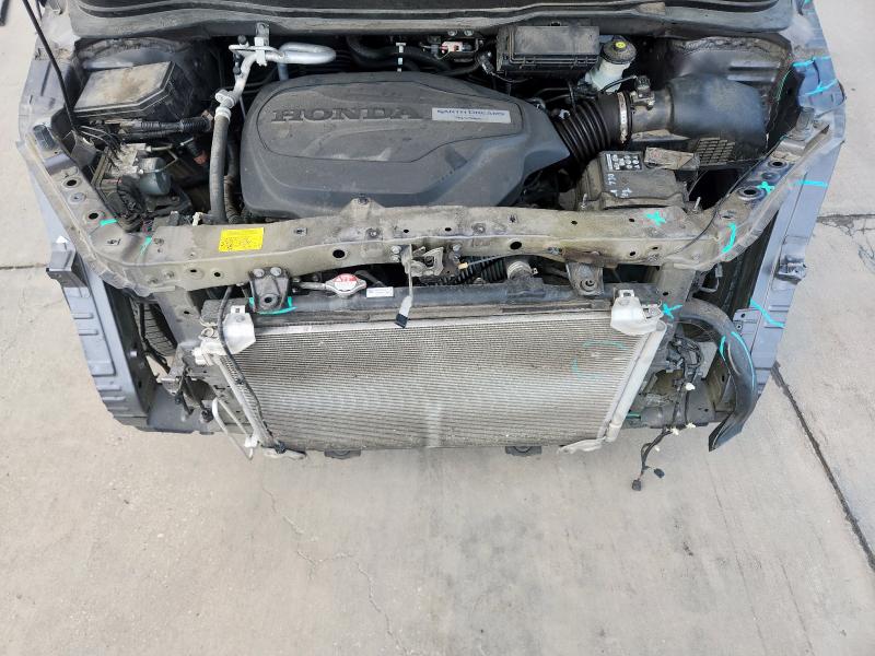 2019 HONDA PILOT TOUR 5FNYF5H65KB012267