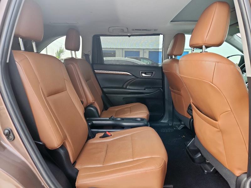 2019 TOYOTA HIGHLANDER 5TDYZRFH3KS290065