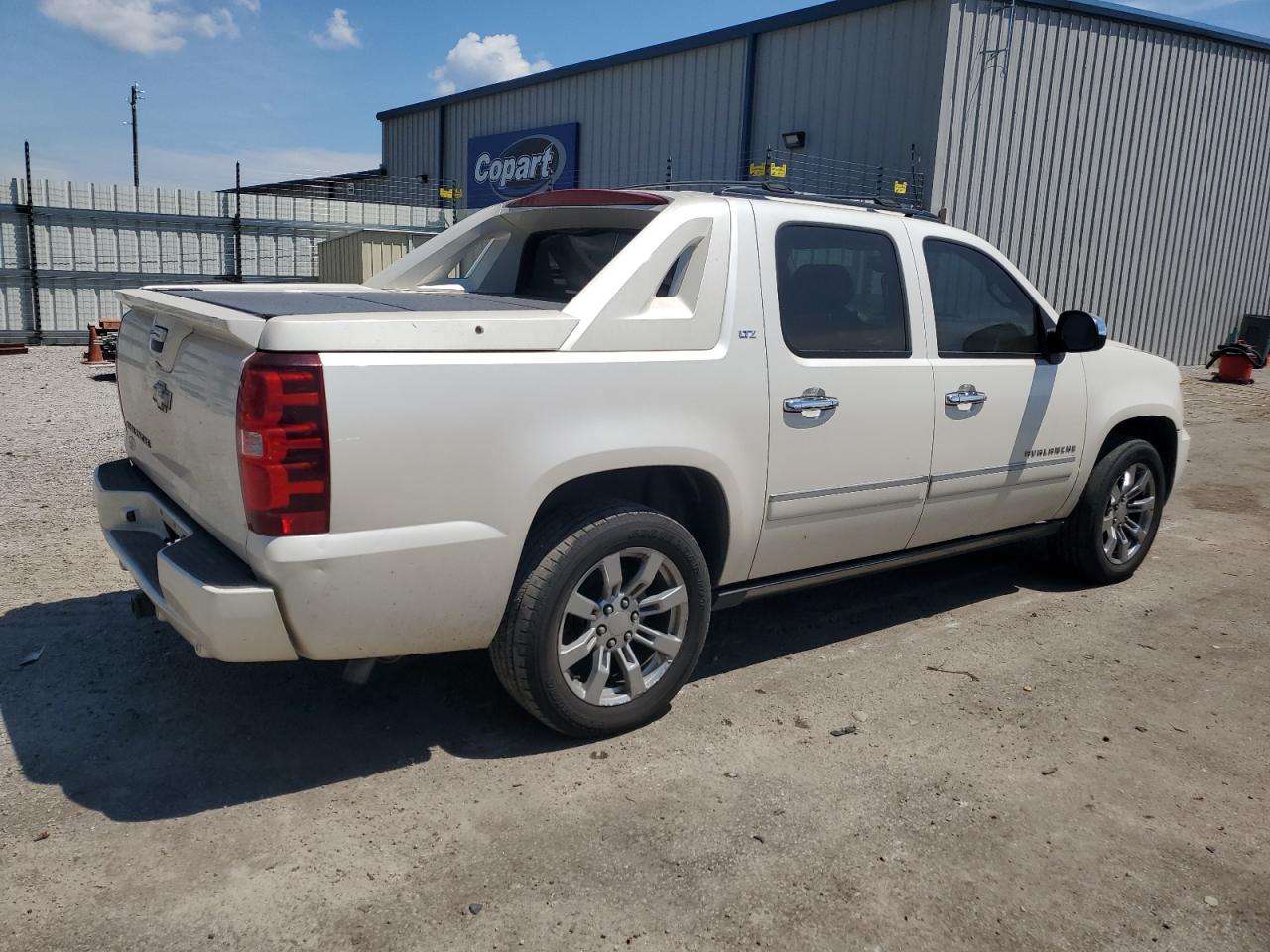 CHEVROLET AVALANCHE LTZ