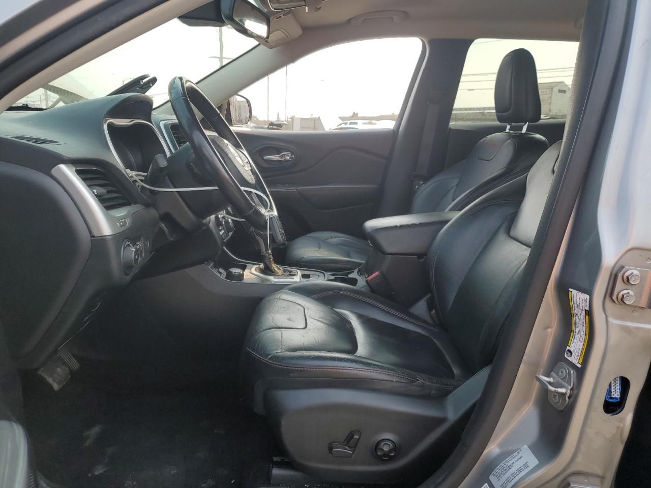 JEEP CHEROKEE TRAILHAWK