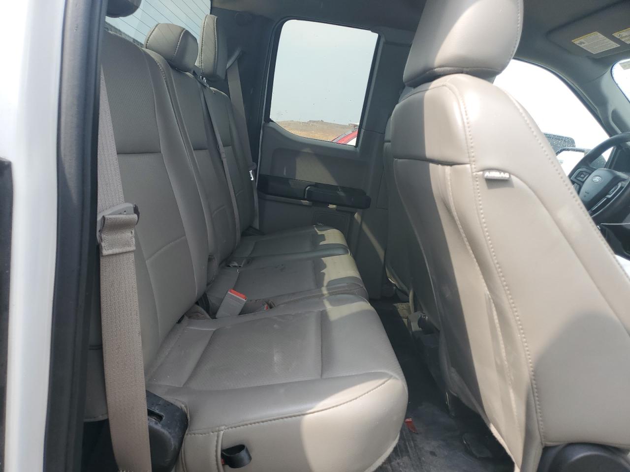 FORD F-150 SUPER CAB