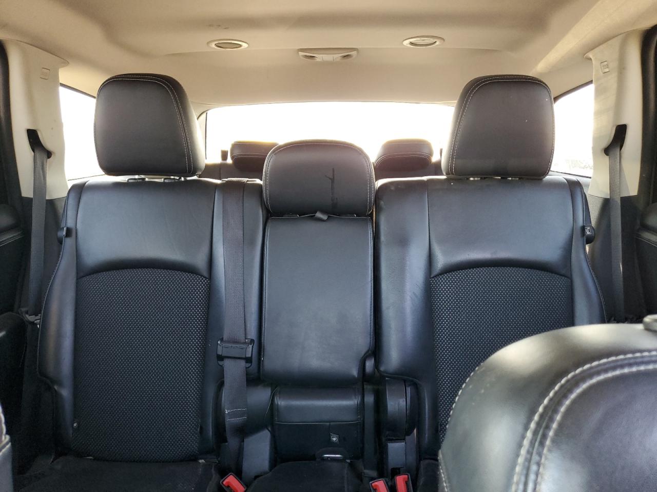 DODGE JOURNEY CROSSROAD