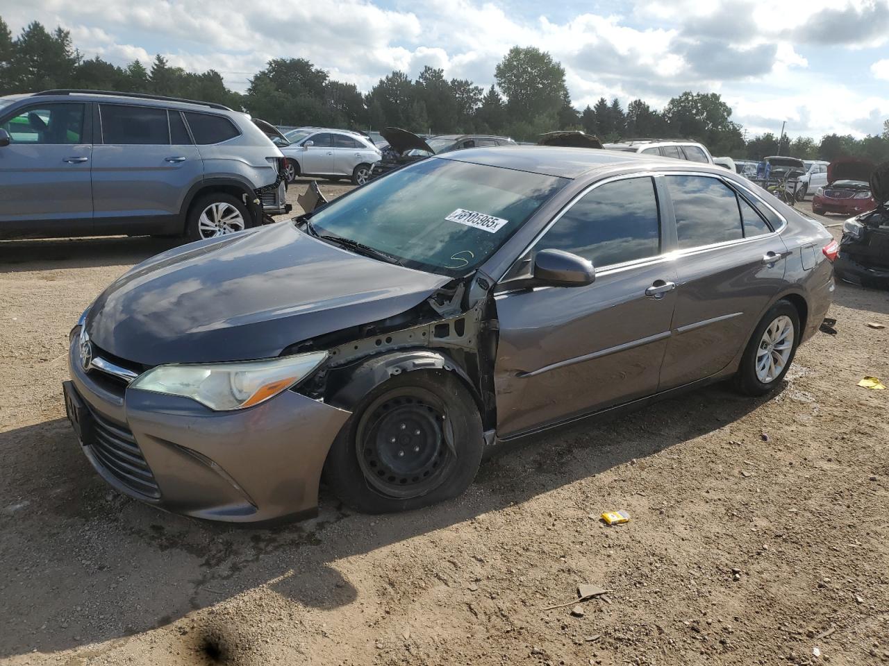 TOYOTA CAMRY LE