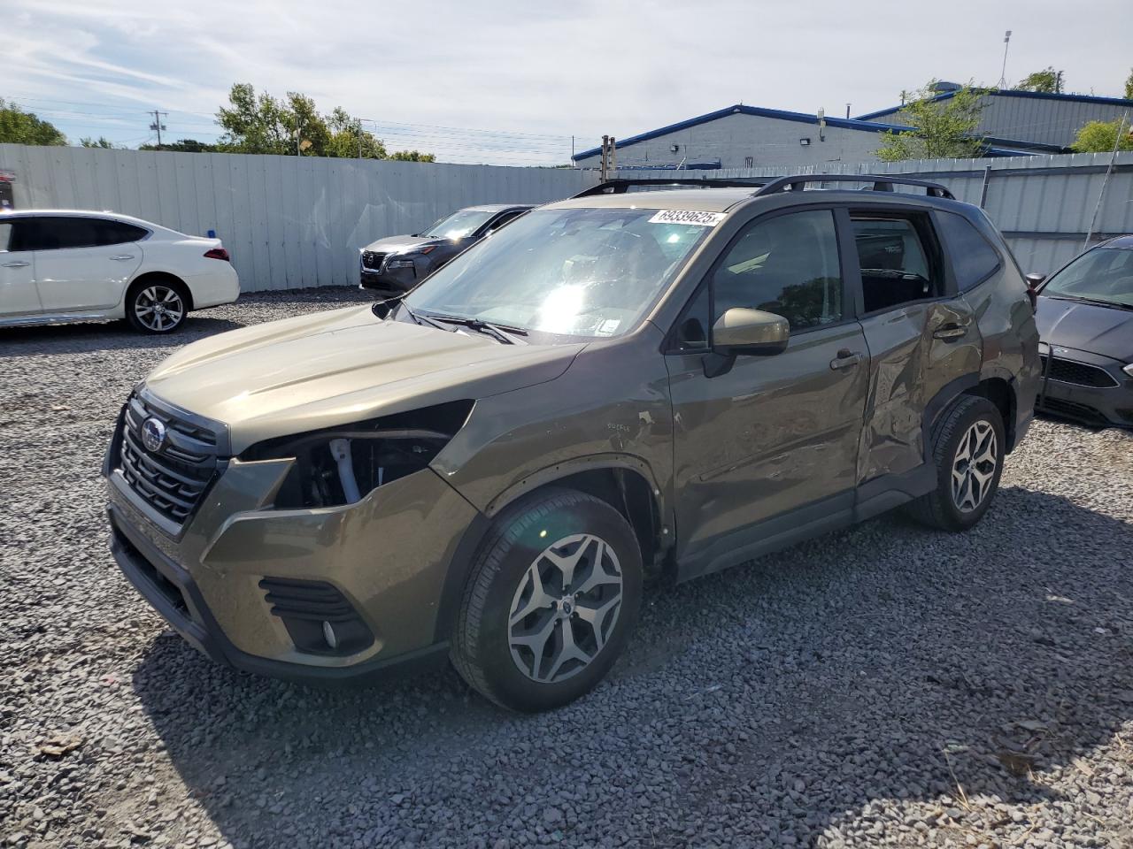SUBARU FORESTER PREMIUM