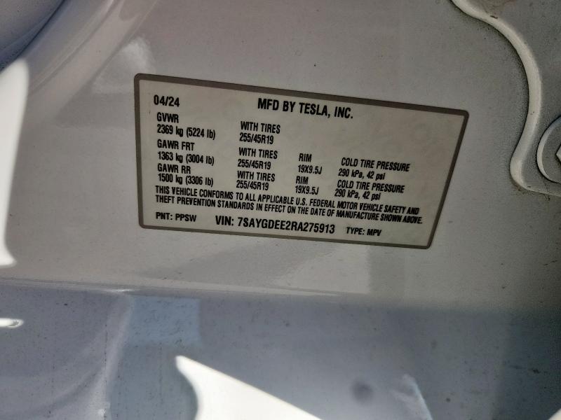 2024 TESLA MODEL Y 7SAYGDEE2RA275913
