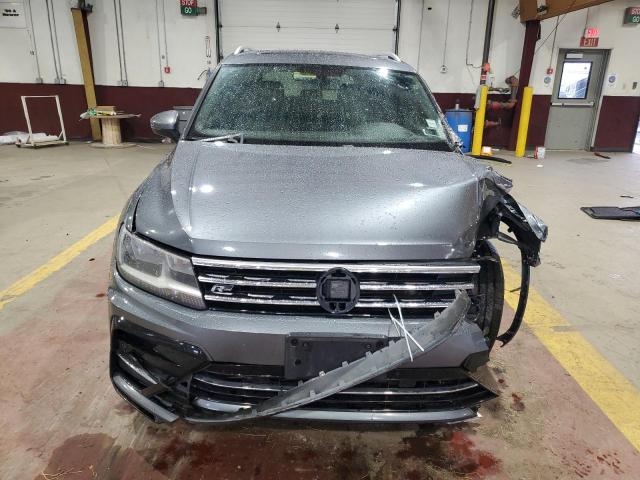 2018 VOLKSWAGEN TIGUAN SE 3VV2B7AX4JM218059