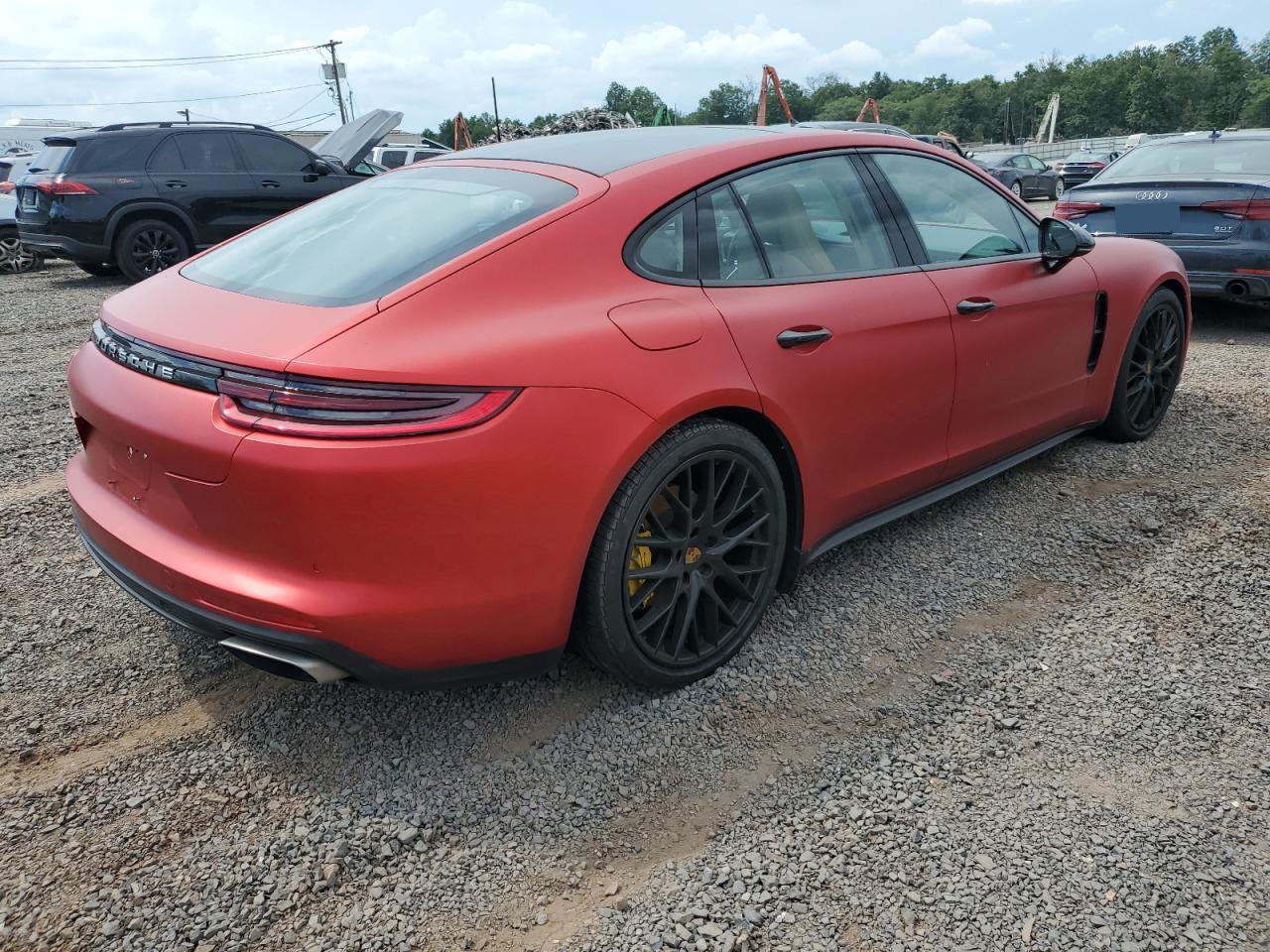 PORSCHE PANAMERA 4