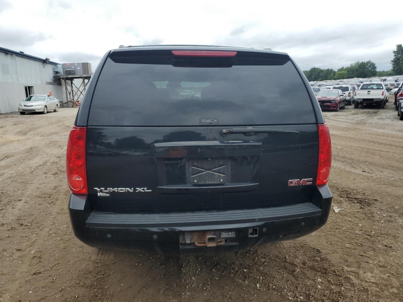 GMC YUKON K1500 SLT