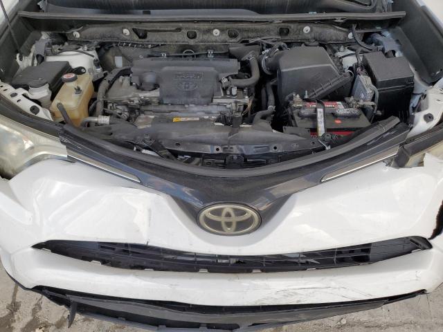 2017 TOYOTA RAV4 LE JTMZFREV4HJ121098