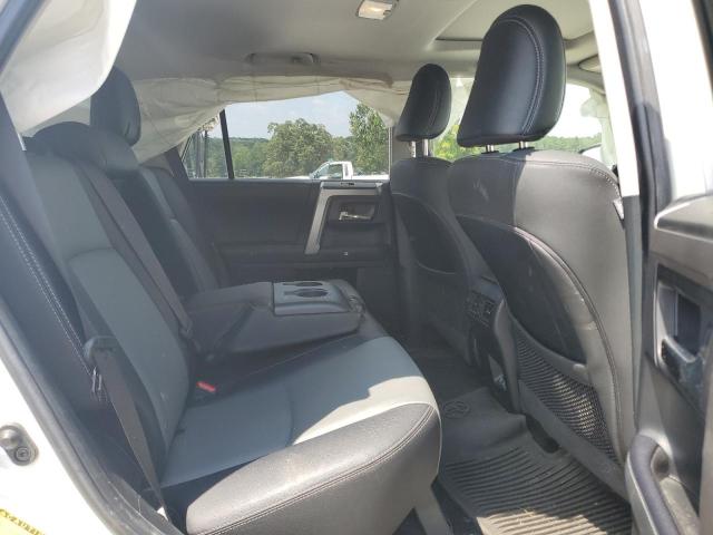 2021 TOYOTA 4RUNNER SR - JTEFU5JR7M5241454