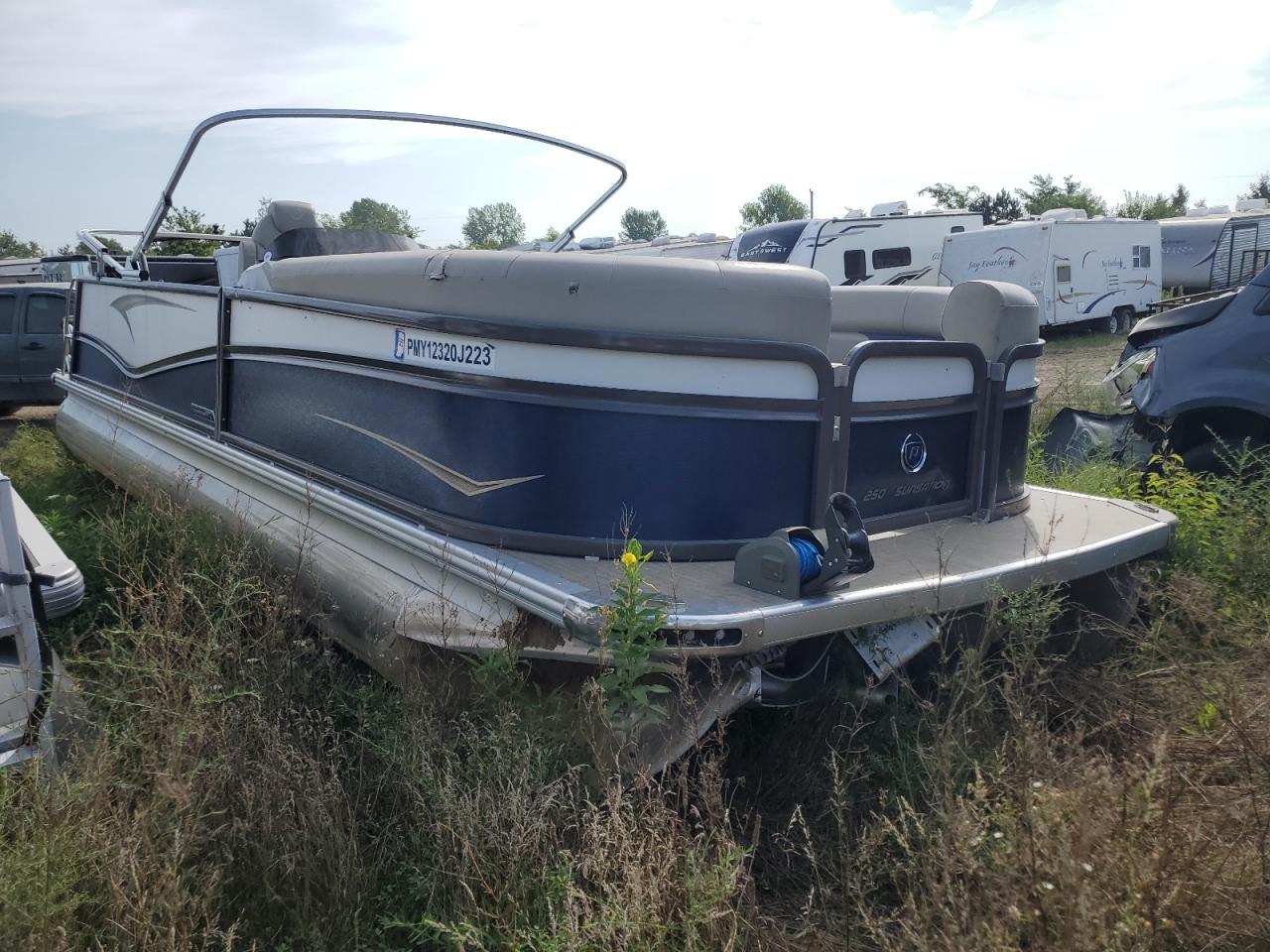 Lot #3227764332 2023 PREMIER PONTOON
