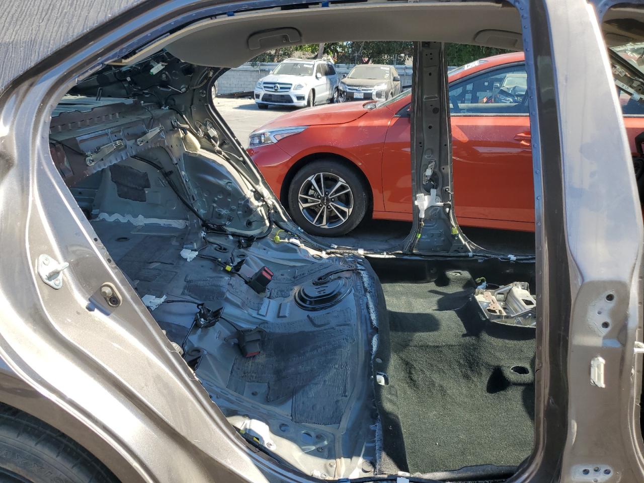 TOYOTA CAMRY SE NIGHT SHADE