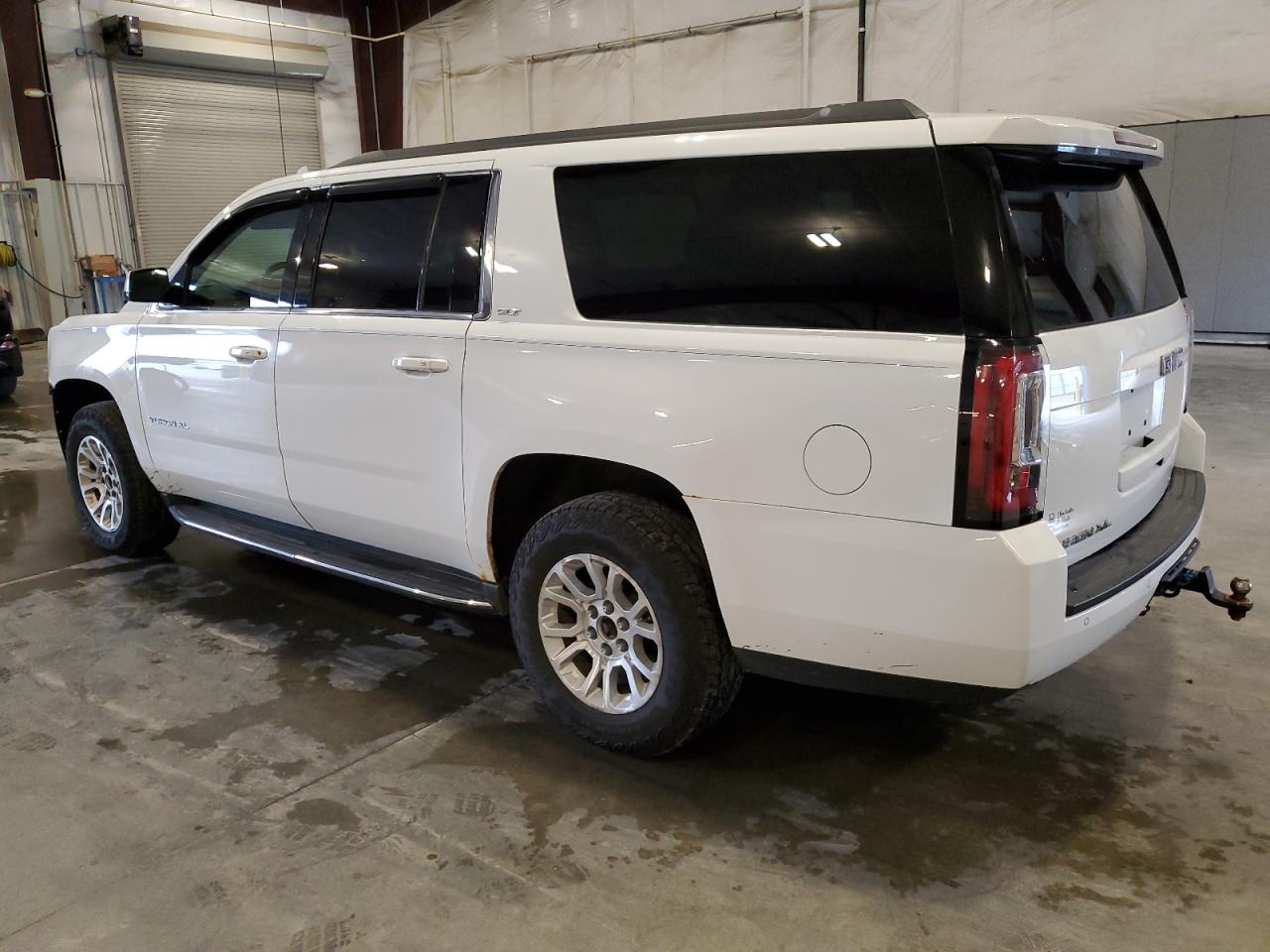 GMC YUKON K1500 SLT