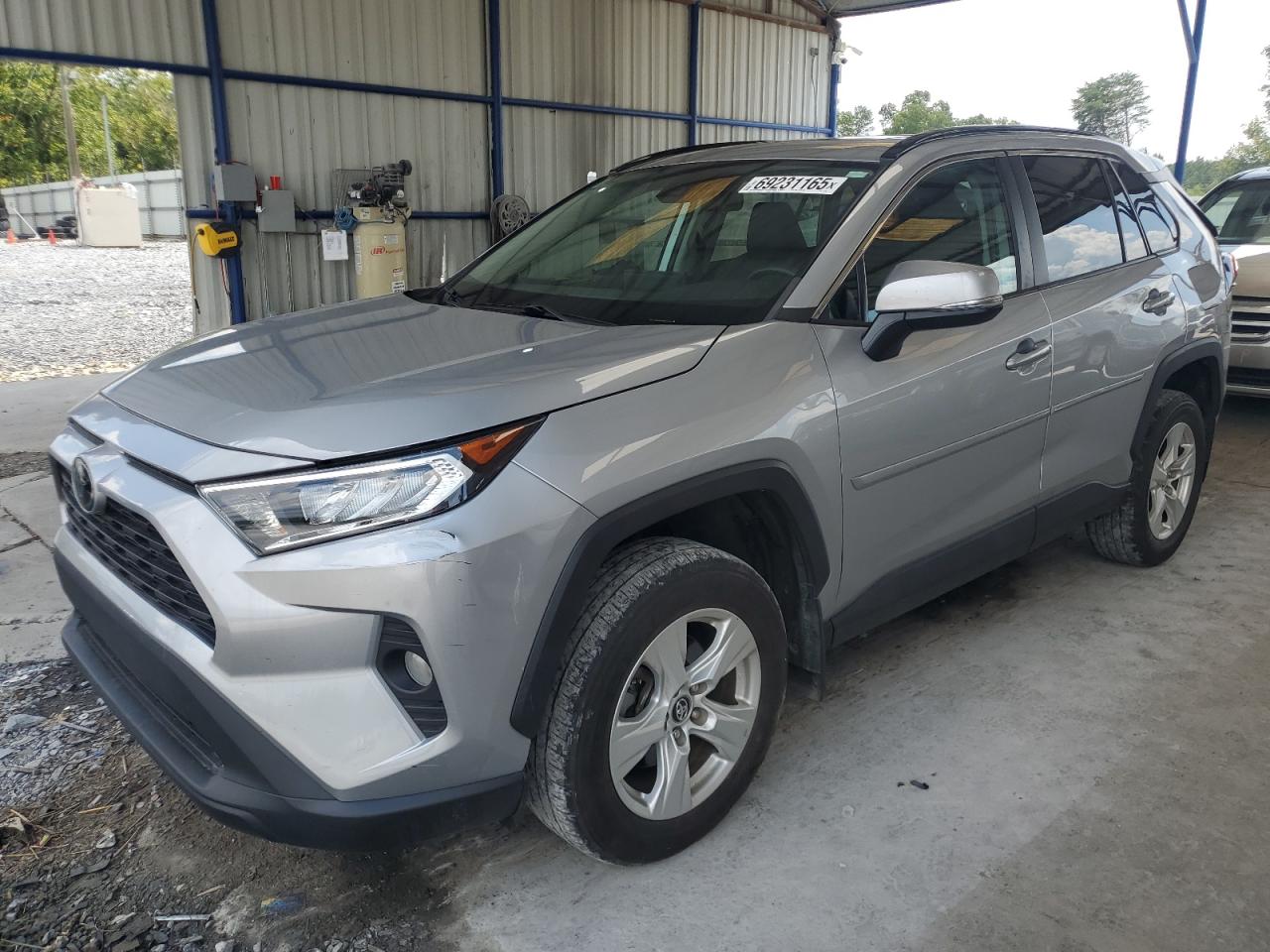 TOYOTA RAV4 XLE