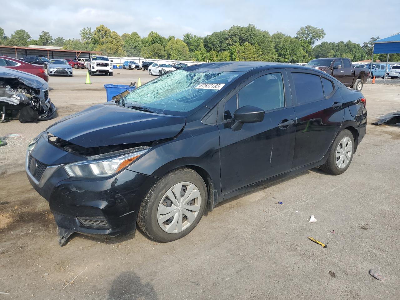 NISSAN VERSA S