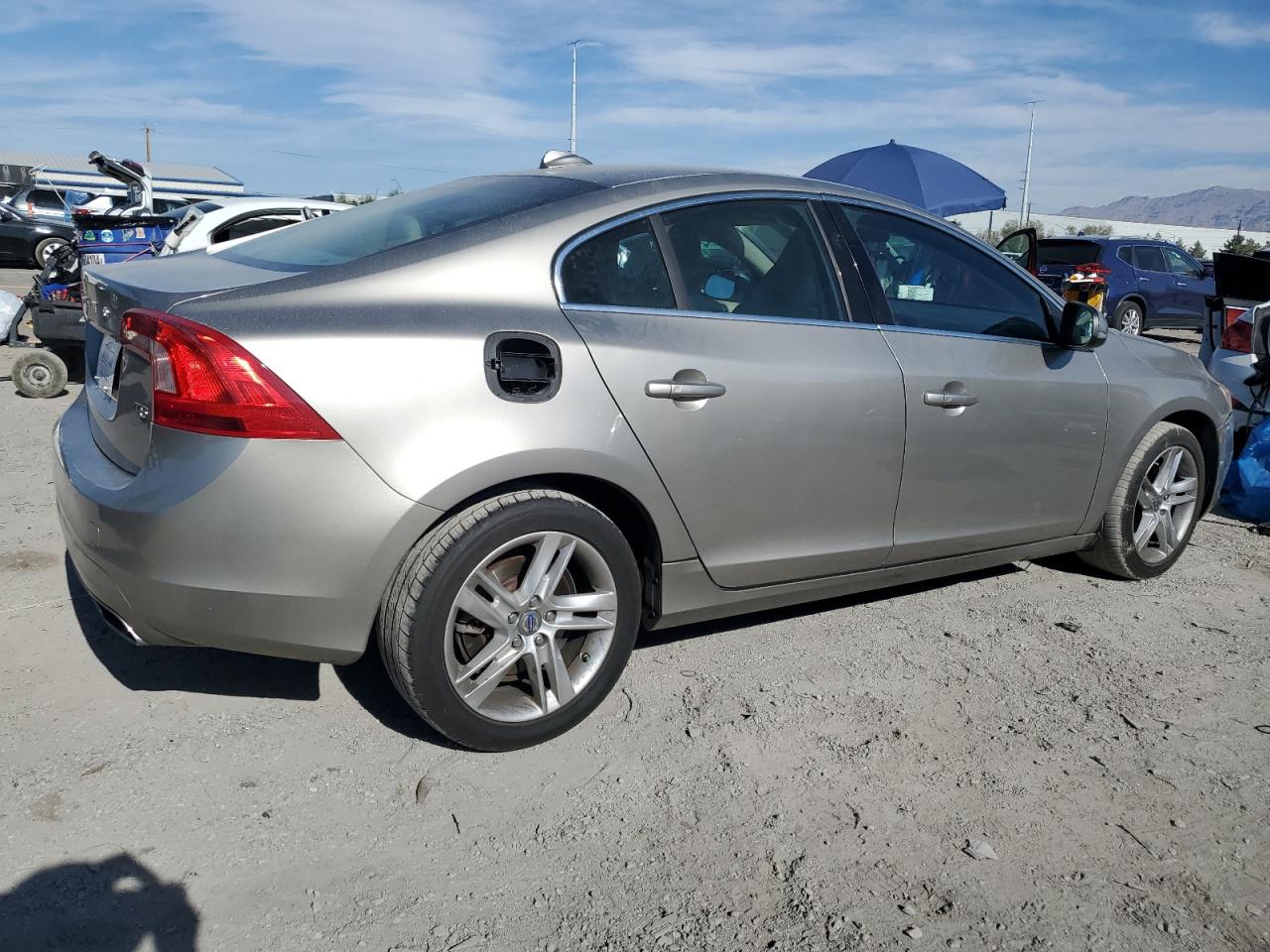 VOLVO S60 T5