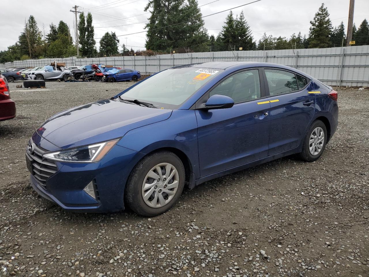 HYUNDAI ELANTRA SE
