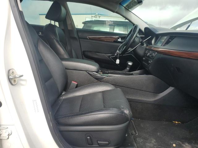 2018 KIA CADENZA PR KNALB4J10J5120307