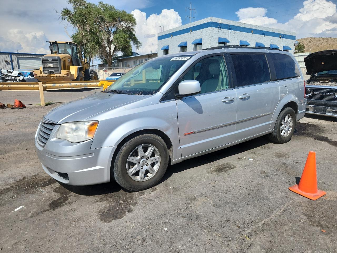 CHRYSLER TOWN & COUNTRY TOURING