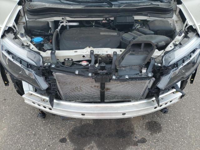 2018 HONDA PILOT TOUR 5FNYF6H98JB002945