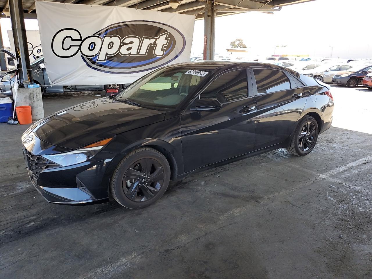 HYUNDAI ELANTRA SEL