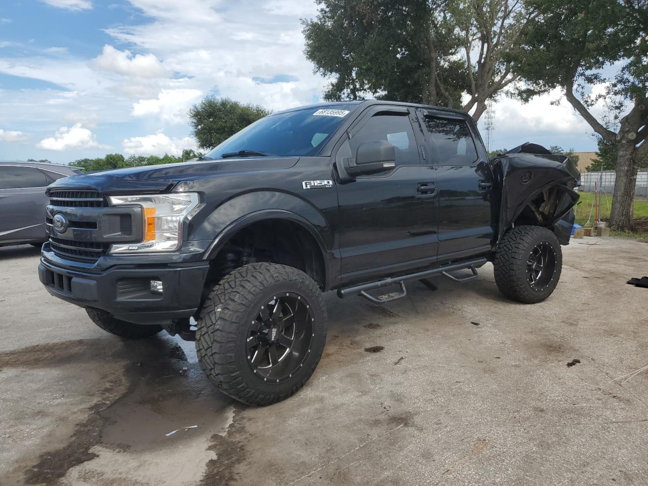 FORD F-150 SUPERCREW