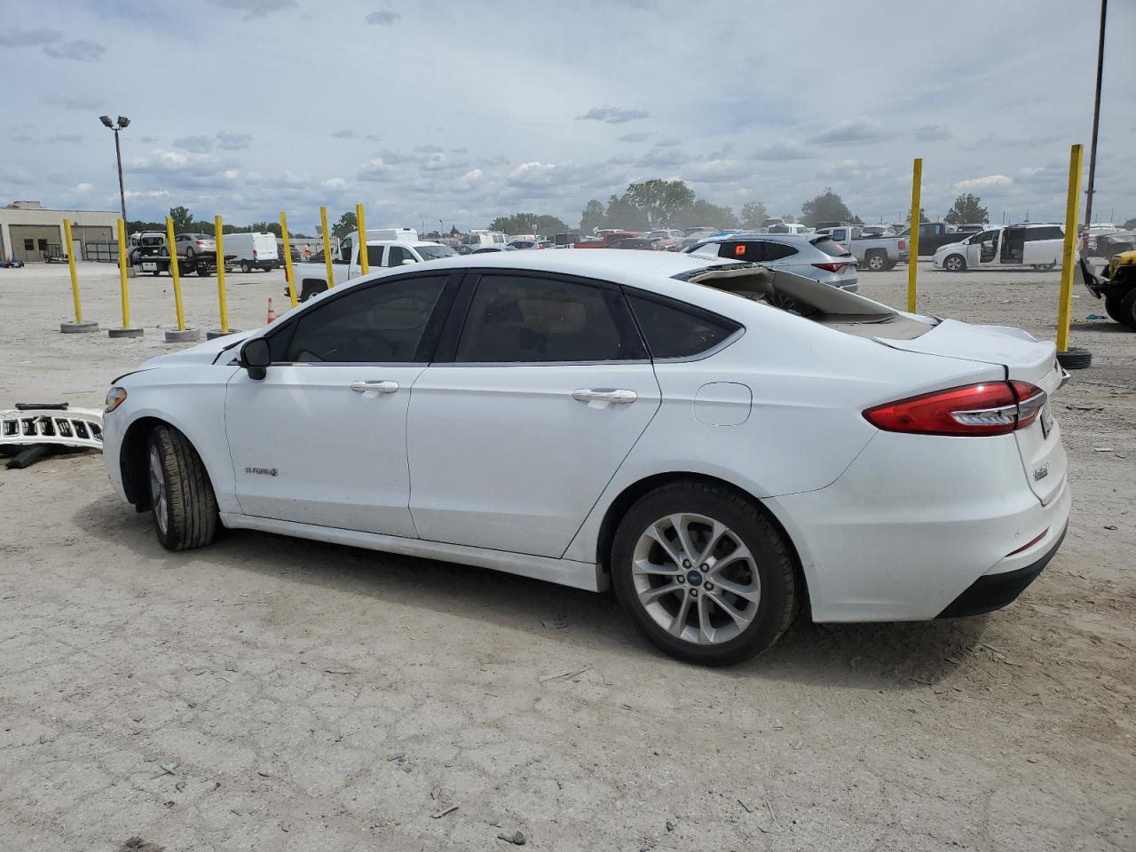 FORD FUSION SE