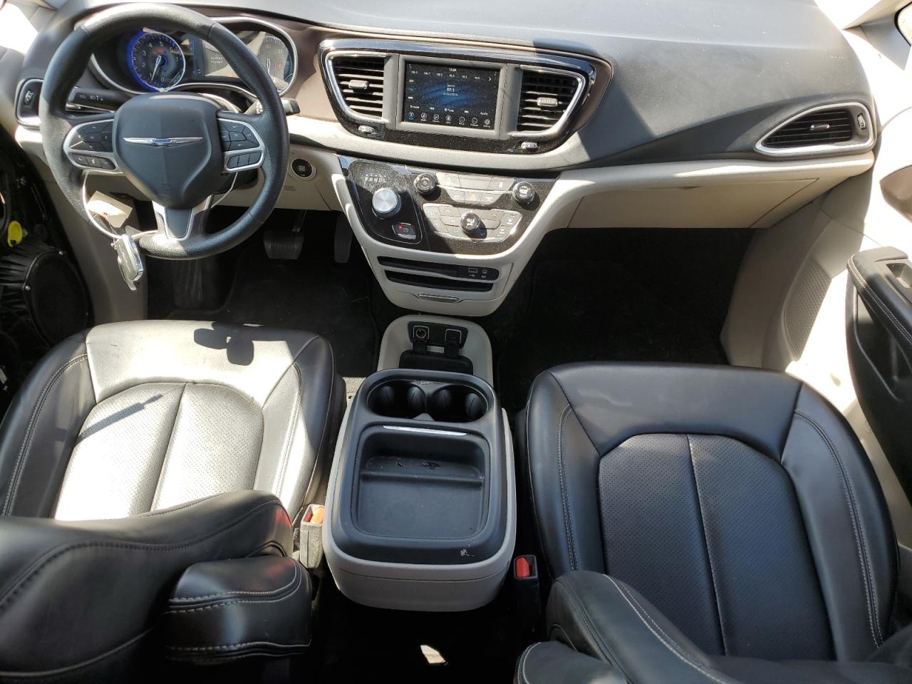 CHRYSLER VOYAGER LXI