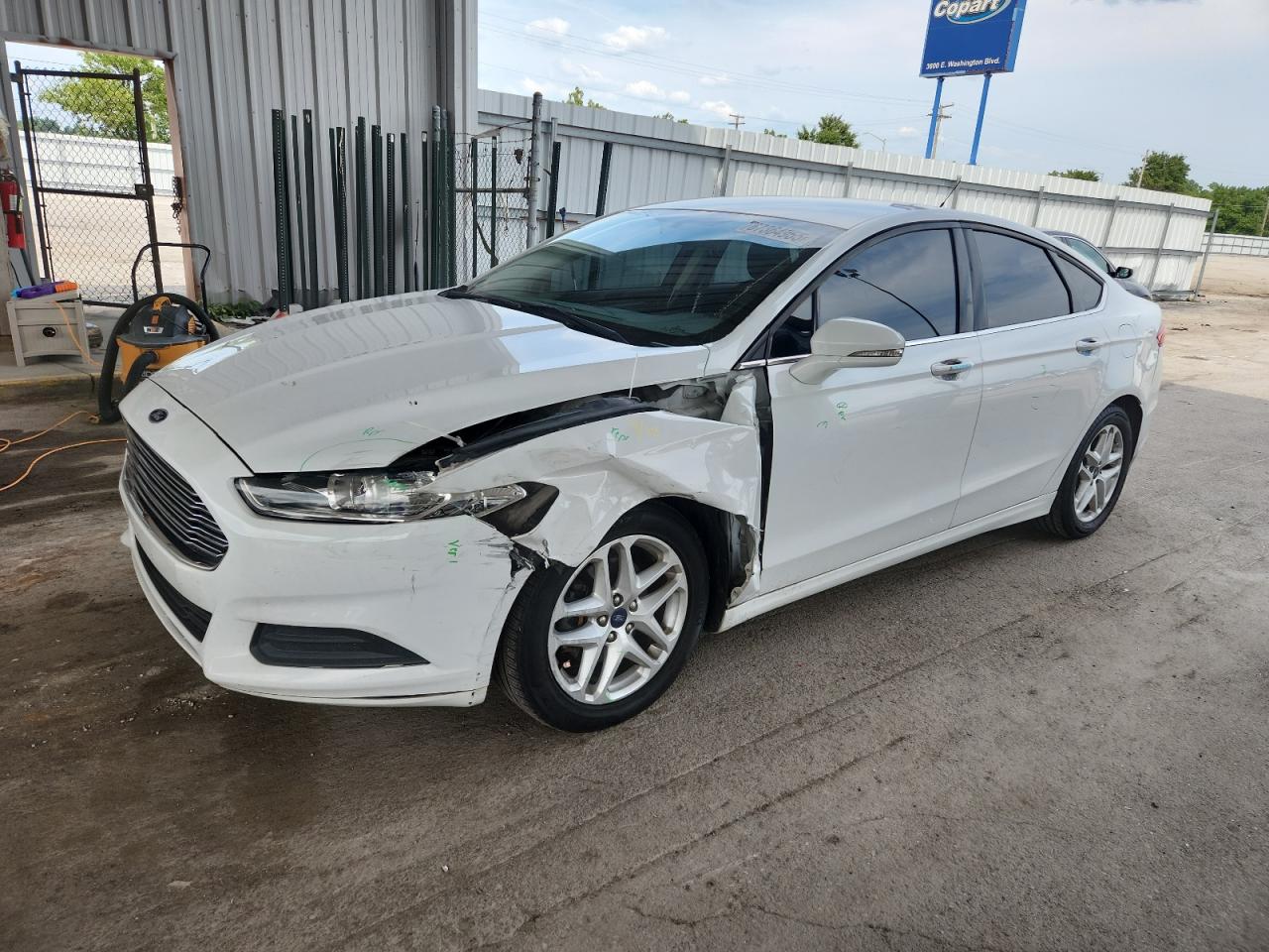 FORD FUSION SE