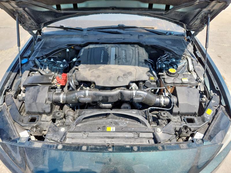2017 JAGUAR XE PREMIUM SAJAD4BV9HA964483