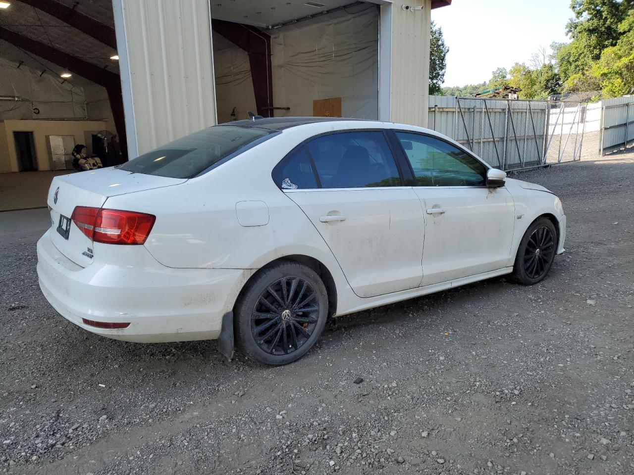 VOLKSWAGEN JETTA SE