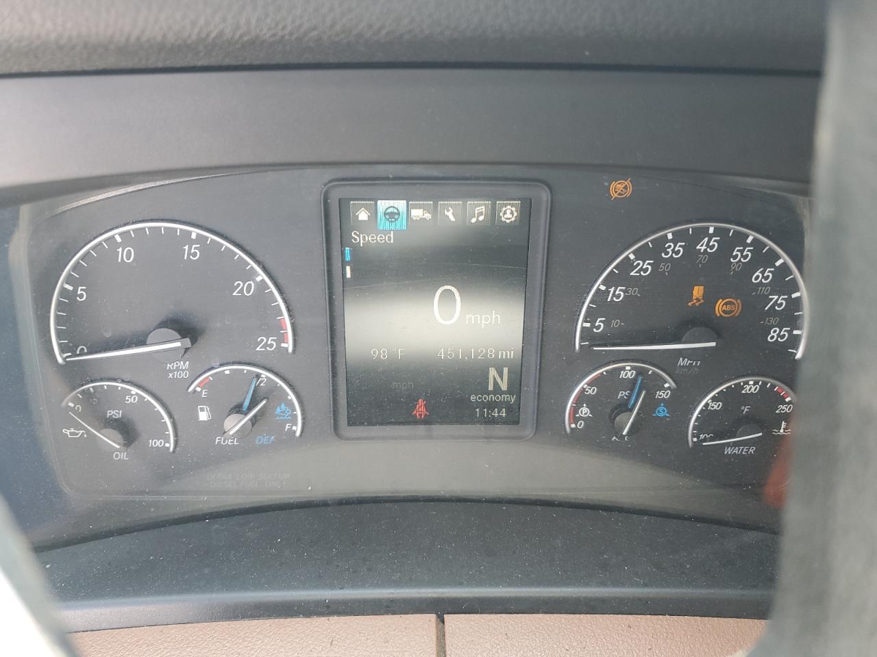 Lot #3301598631 2022 FREIGHTLINER CASCADIA 1