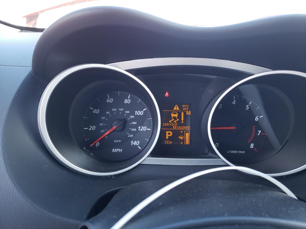 MITSUBISHI OUTLANDER ES