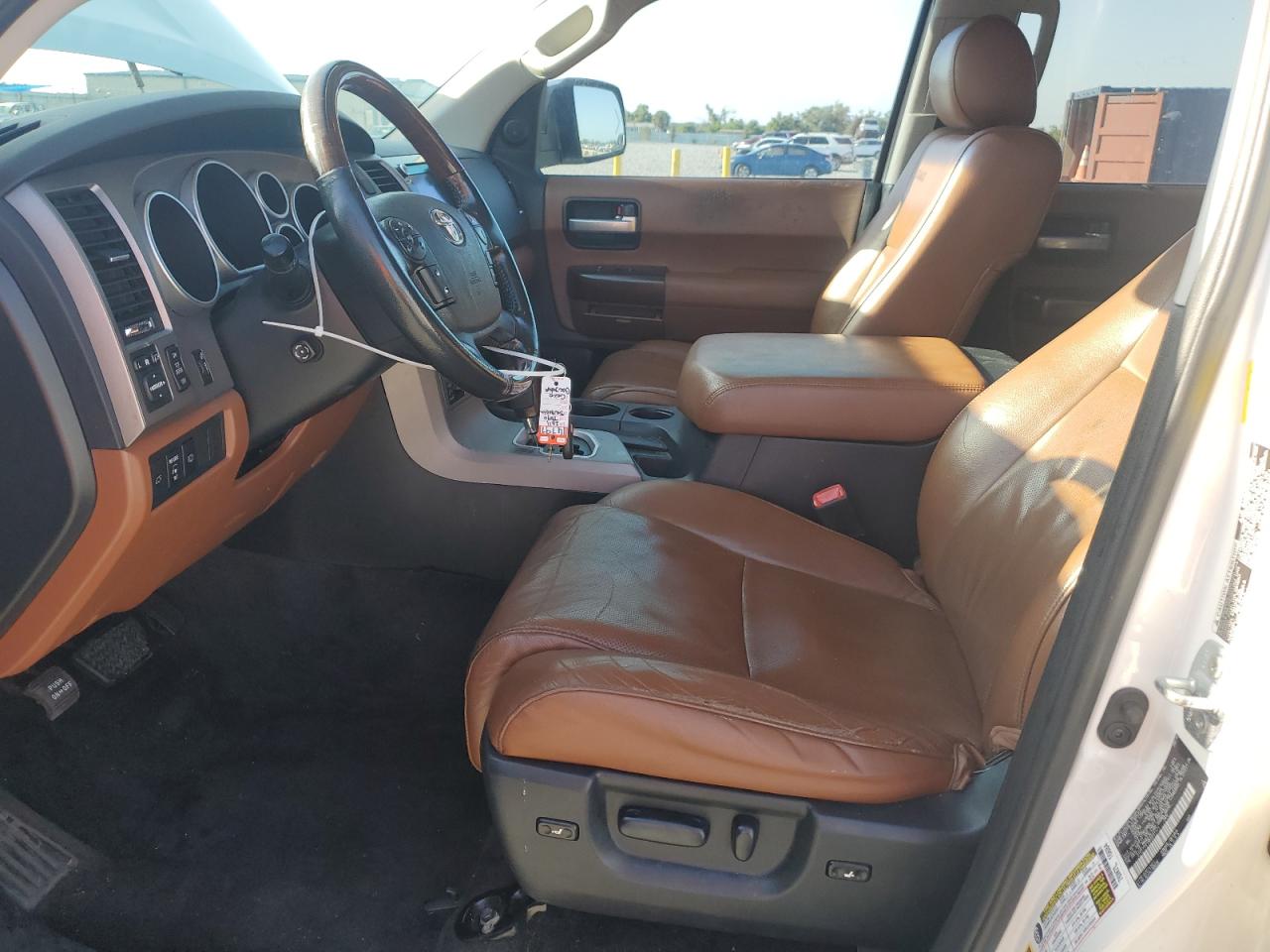 TOYOTA SEQUOIA PLATINUM