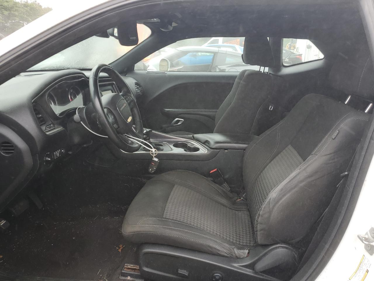 DODGE CHALLENGER SXT