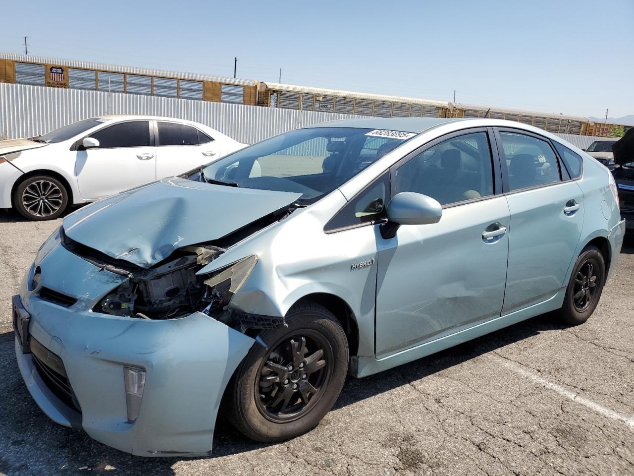 TOYOTA PRIUS
