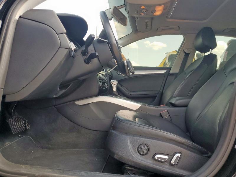 2016 AUDI A4 PREMIUM WAUBFAFL1GN010061