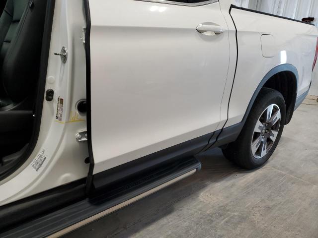 2017 HONDA RIDGELINE 5FPYK3F53HB013475