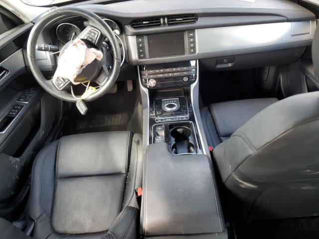 2017 JAGUAR XF PREMIUM SAJBJ4BV8HCY39220